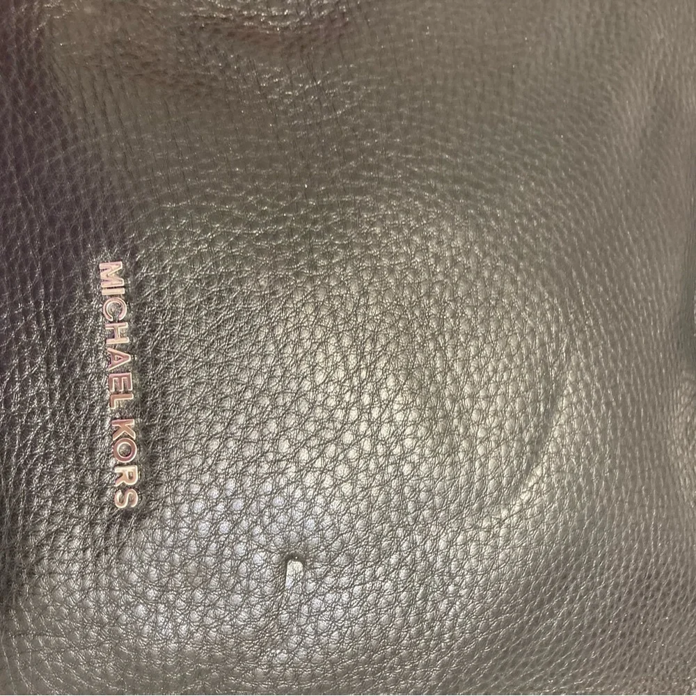 Michael kors soft black pebbled leather two way top handle crossbody bag